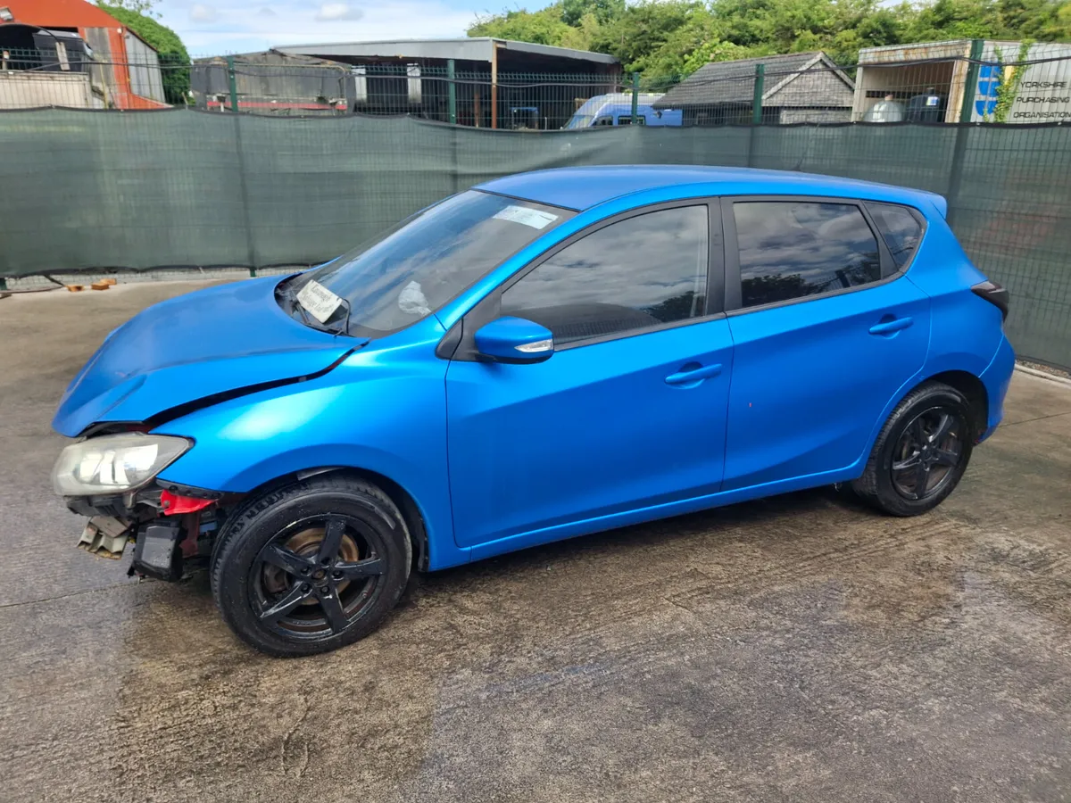 2016 Nissan Pulsar  1.5 Diesel - Image 1