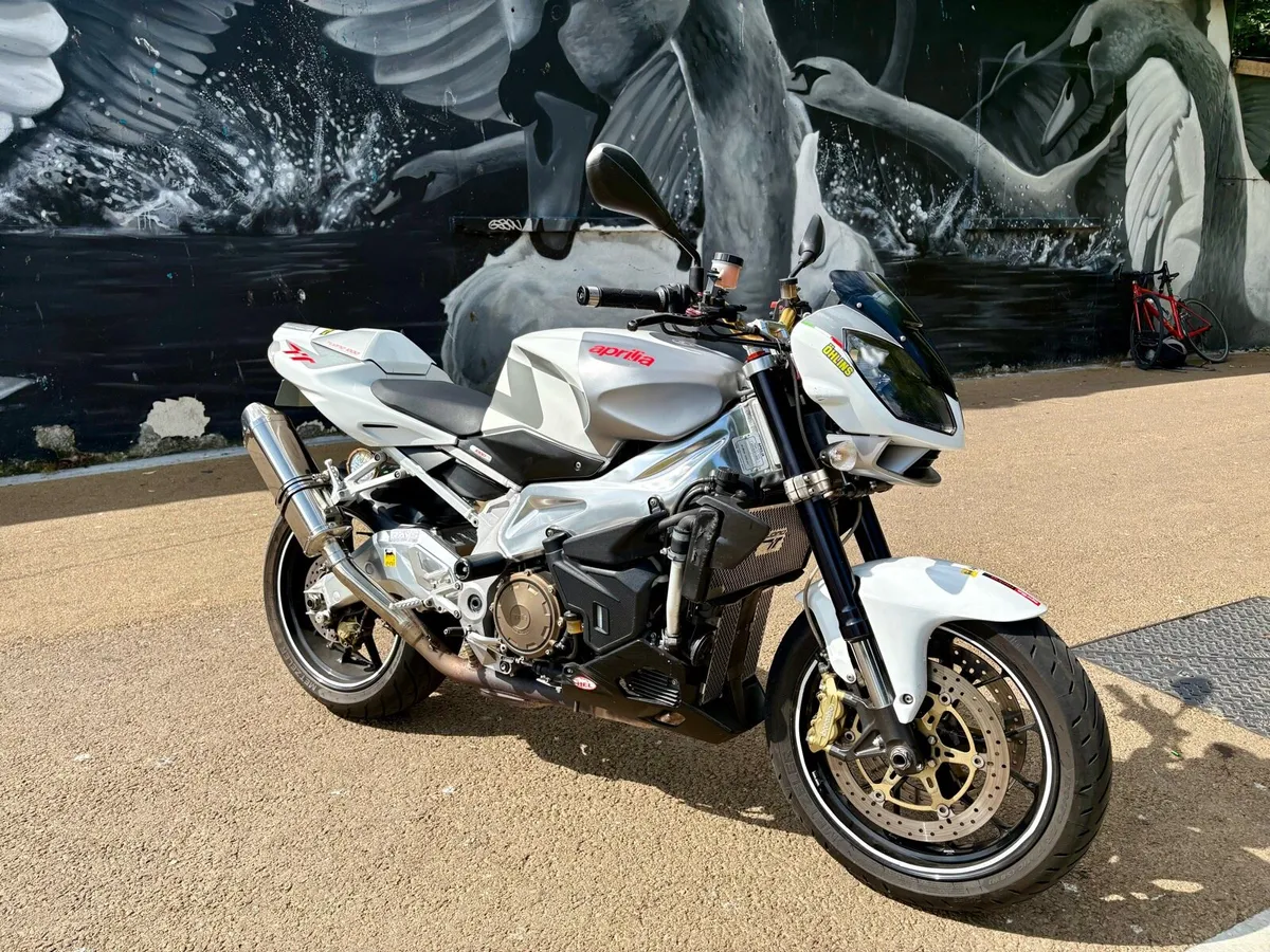 2011 Aprilia Tuono - Image 3