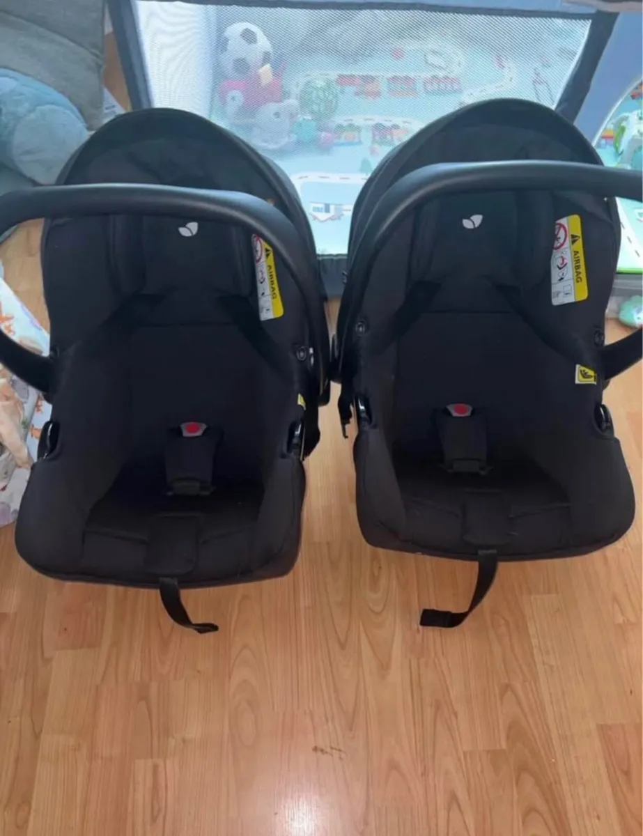 Twin Travel System - Image 3