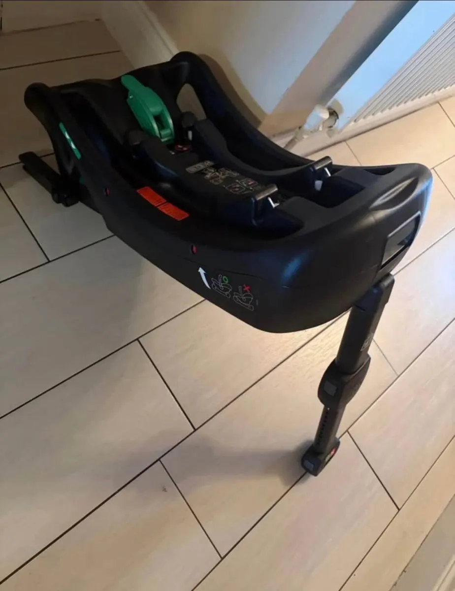 Twin Travel System - Image 4