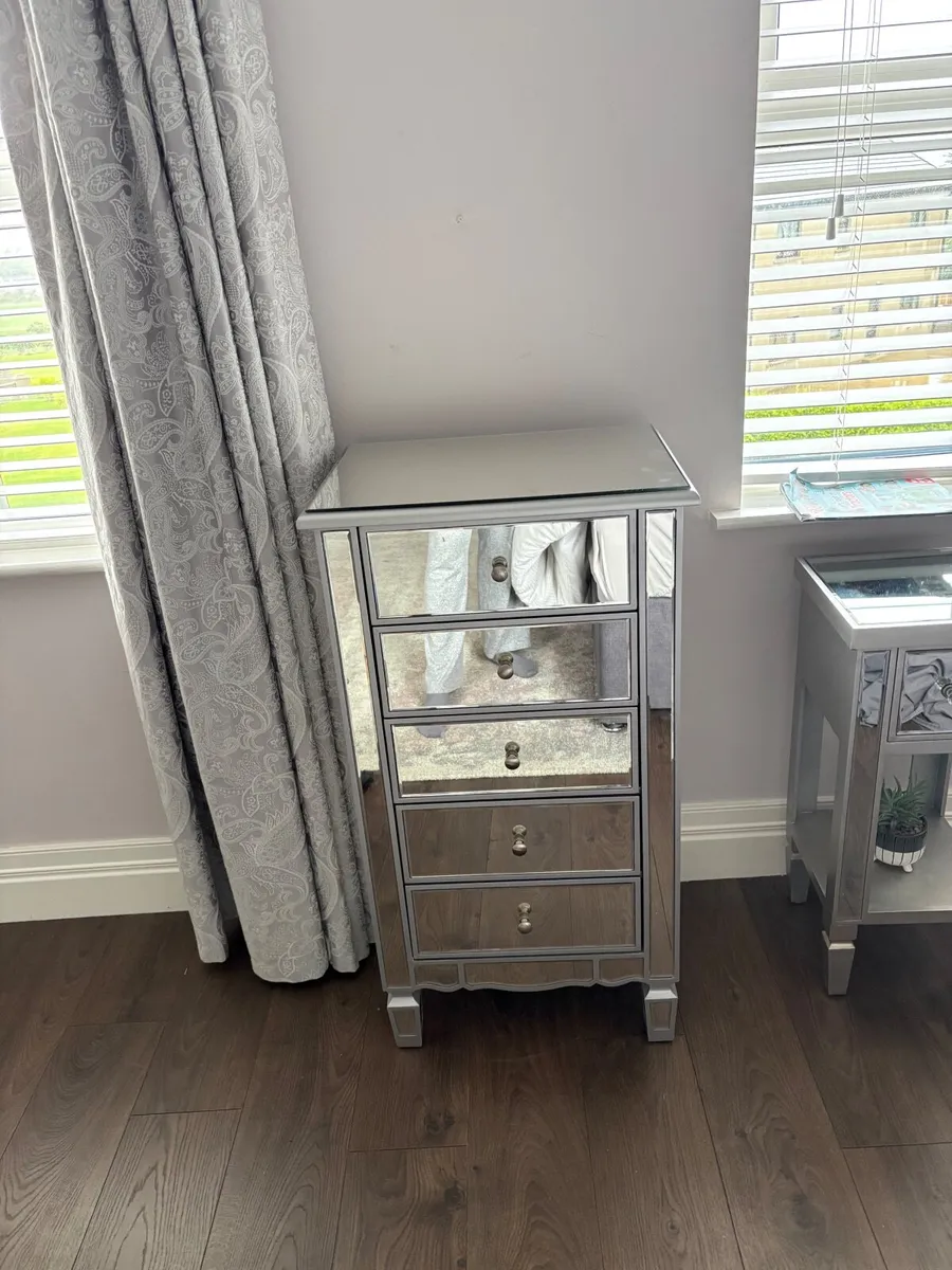 Mirrored 5 drawer bedroom unit by VERY.co.uk - Image 1