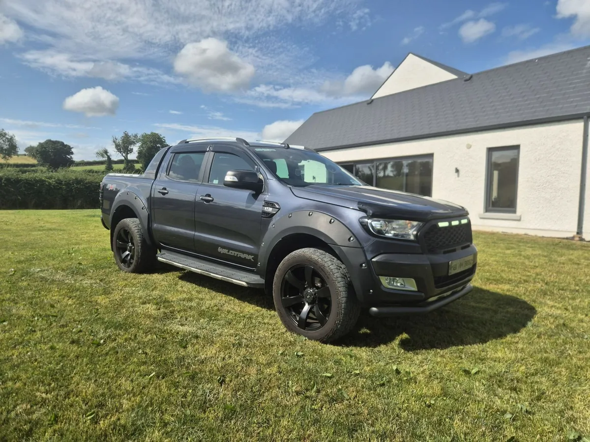 Ford Ranger Wildtrak 2018 3.2 Auto - Image 3