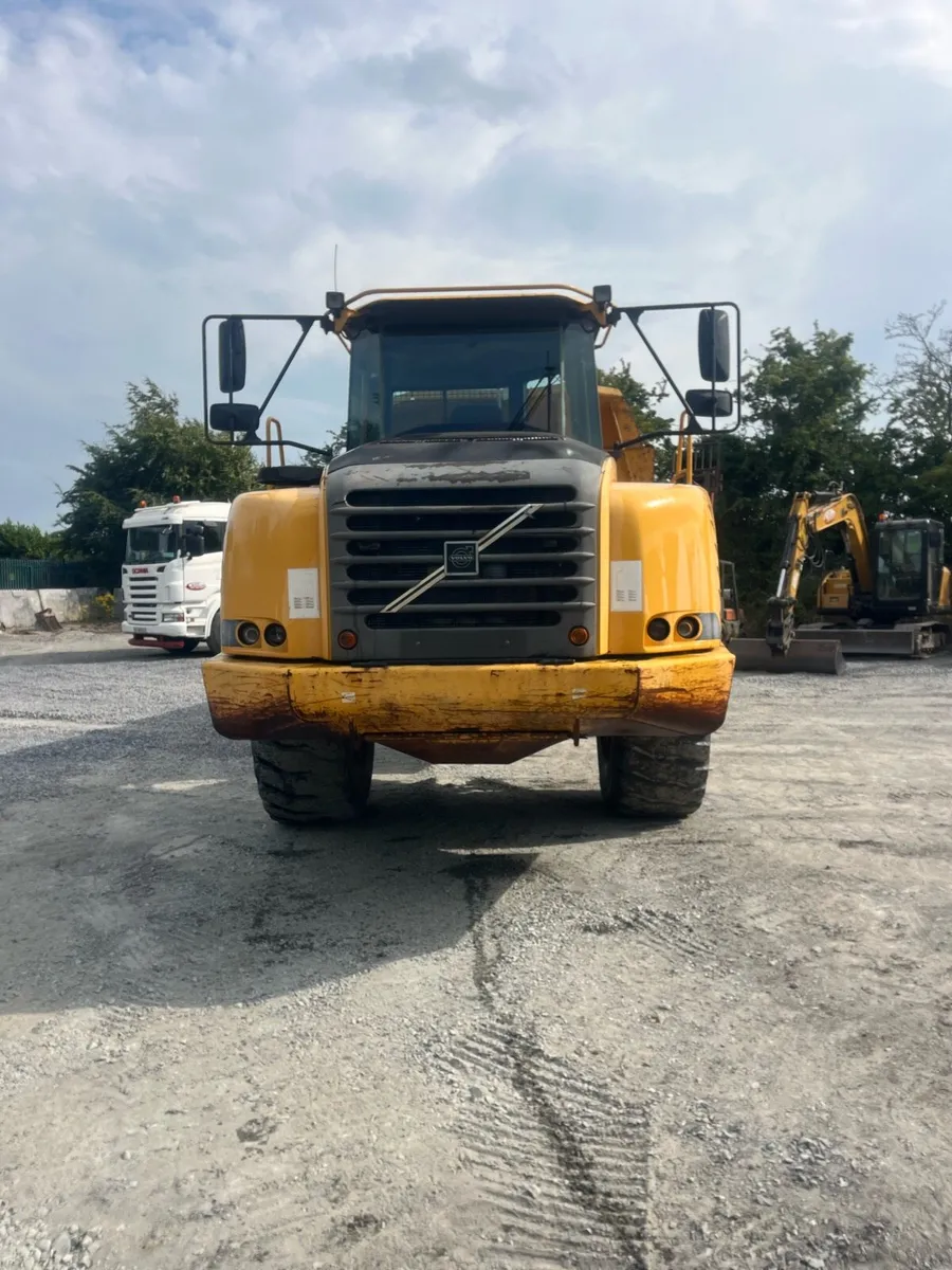 Volvo A25D for hire - Image 3