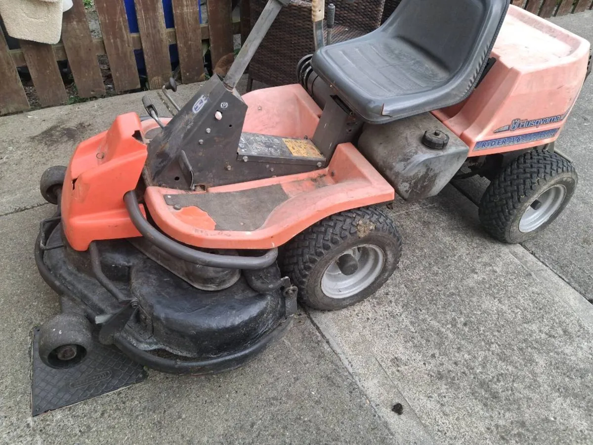 Husqvarna  rider lawnmower - Image 4