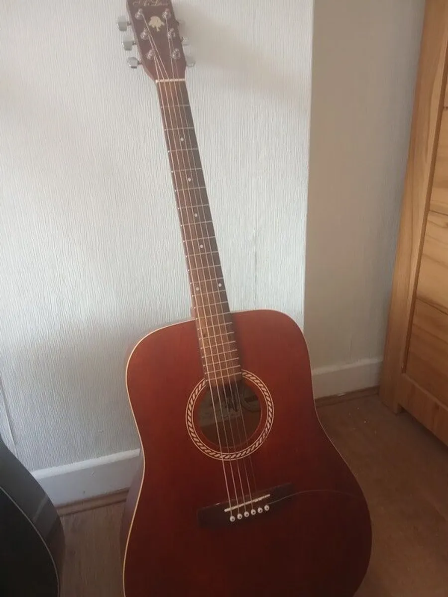 acoustic guitar - Image 2