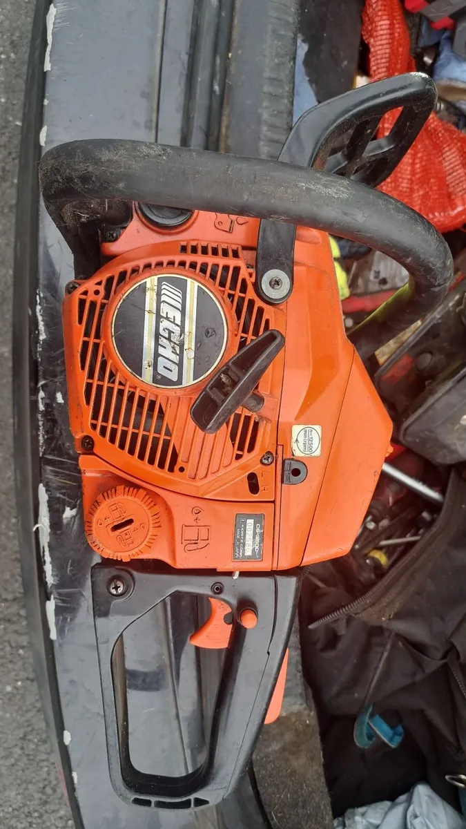Chainsaw - Image 2