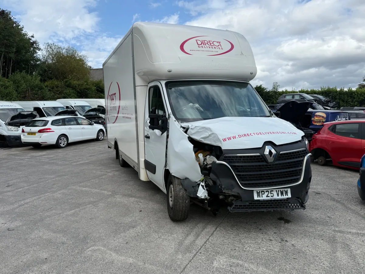 2025 Renault Master box body 2.3 DCI - Image 2