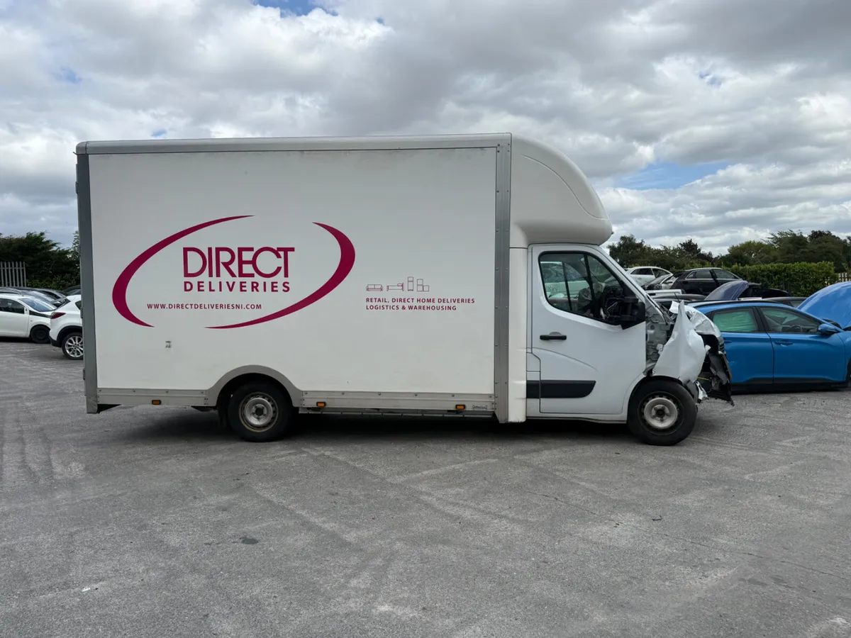 2025 Renault Master box body 2.3 DCI - Image 3