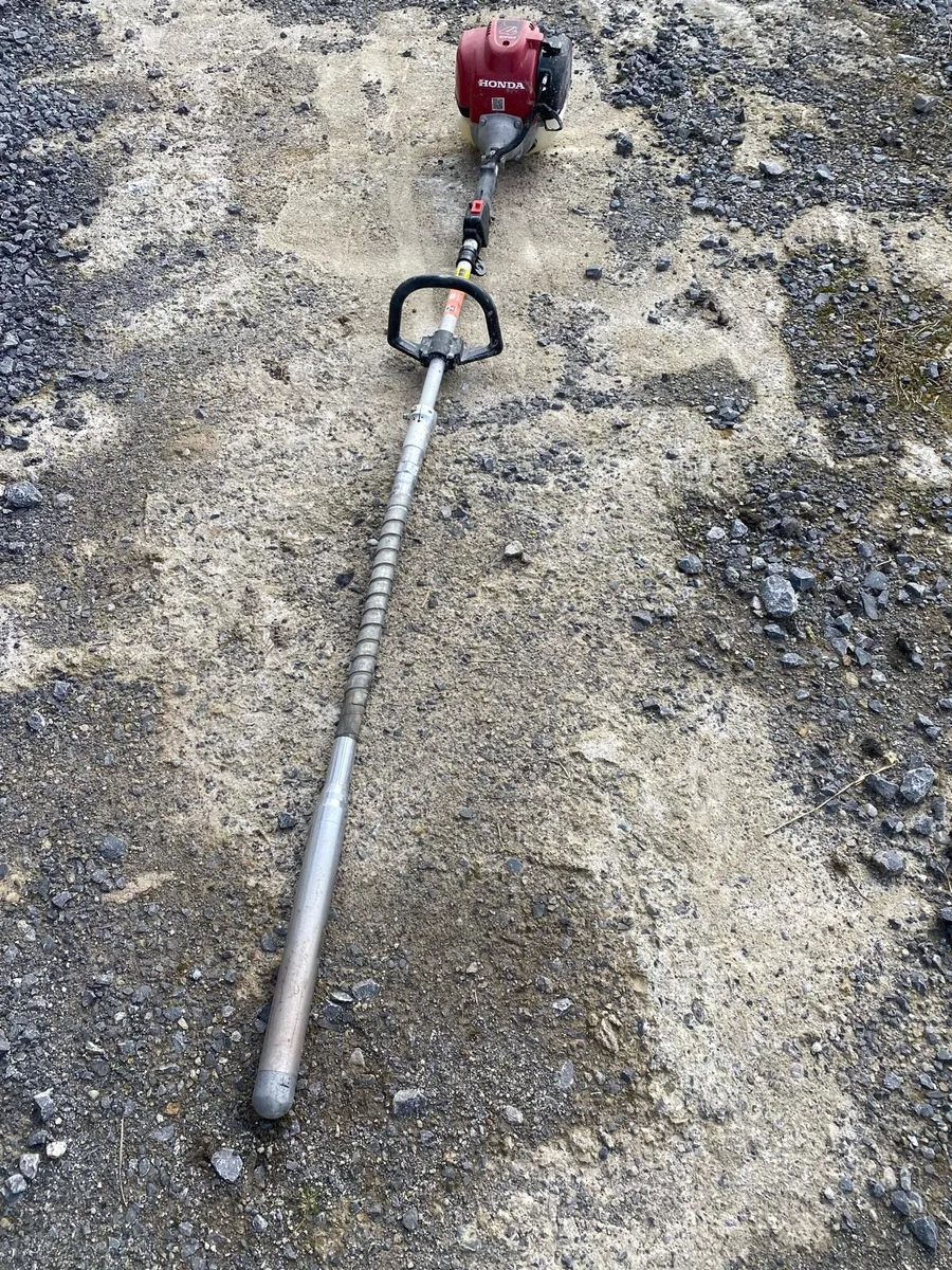 Petrol concrete vibrator - Image 2