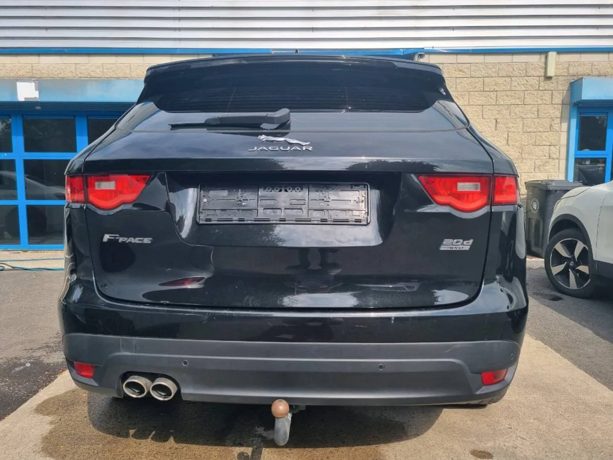 Jaguar F-Pace 2018 R Sport - Image 3