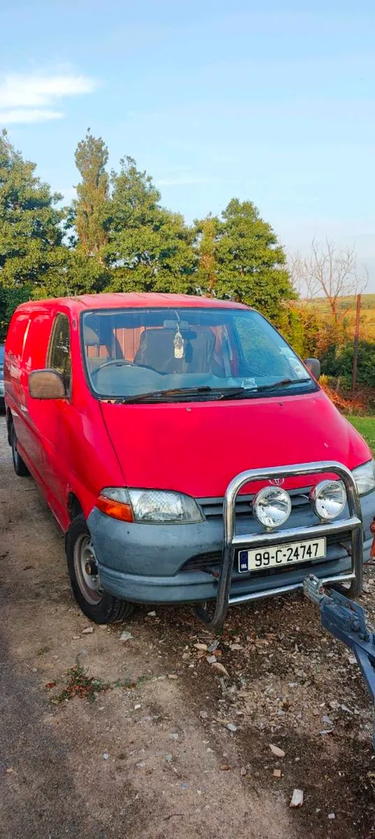Toyota Hiace
1999 - Image 1