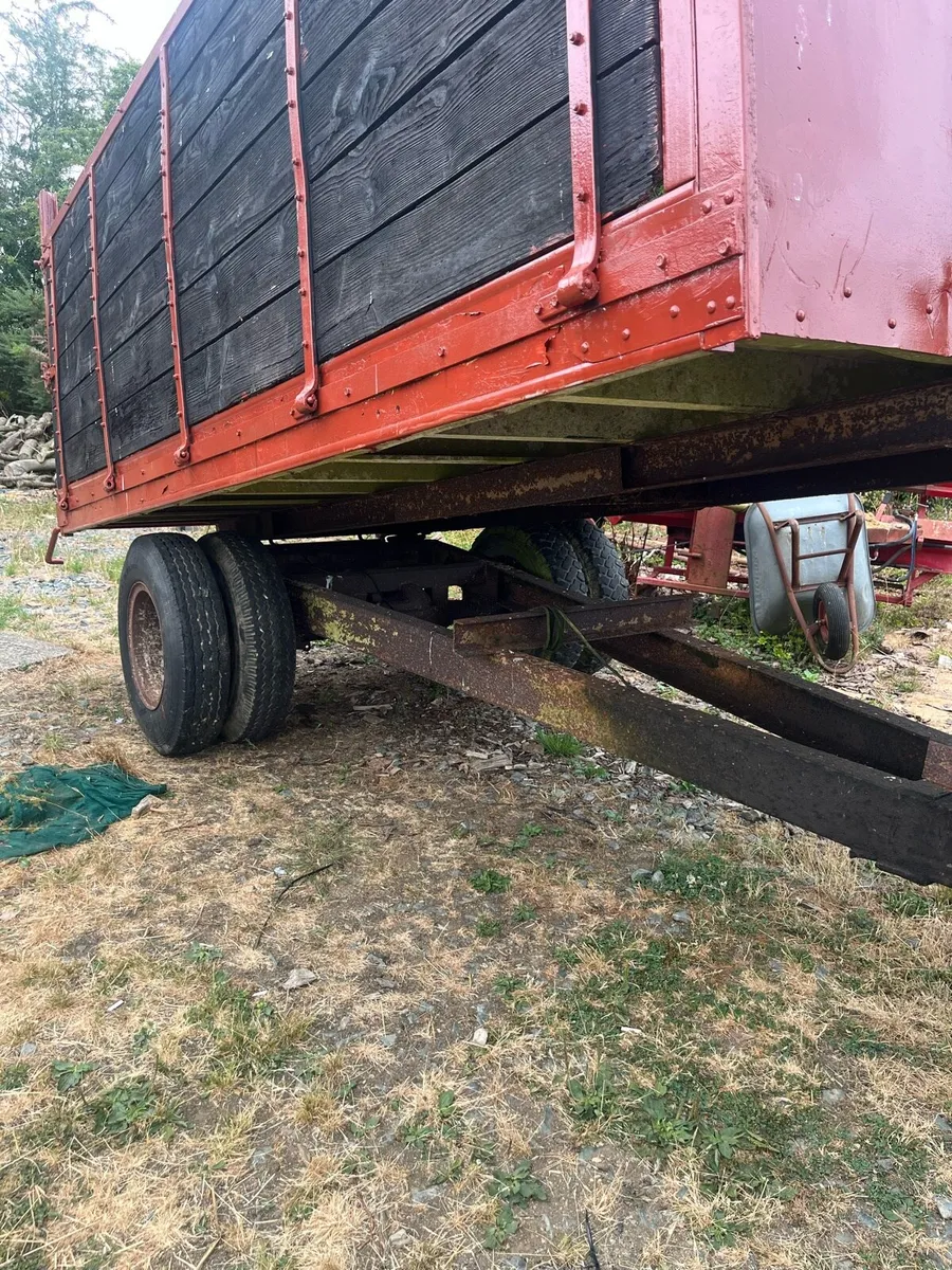 Tipping trailer 12*7 - Image 1