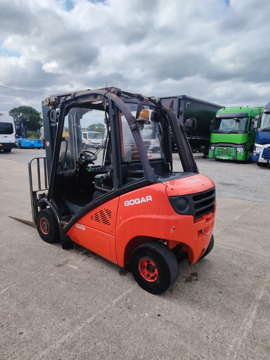 2012 Linde 2.5 diesel forklift container mast - Image 3