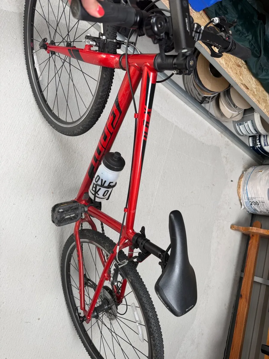 Giant boys Mountain bike, 23 inch - Image 2