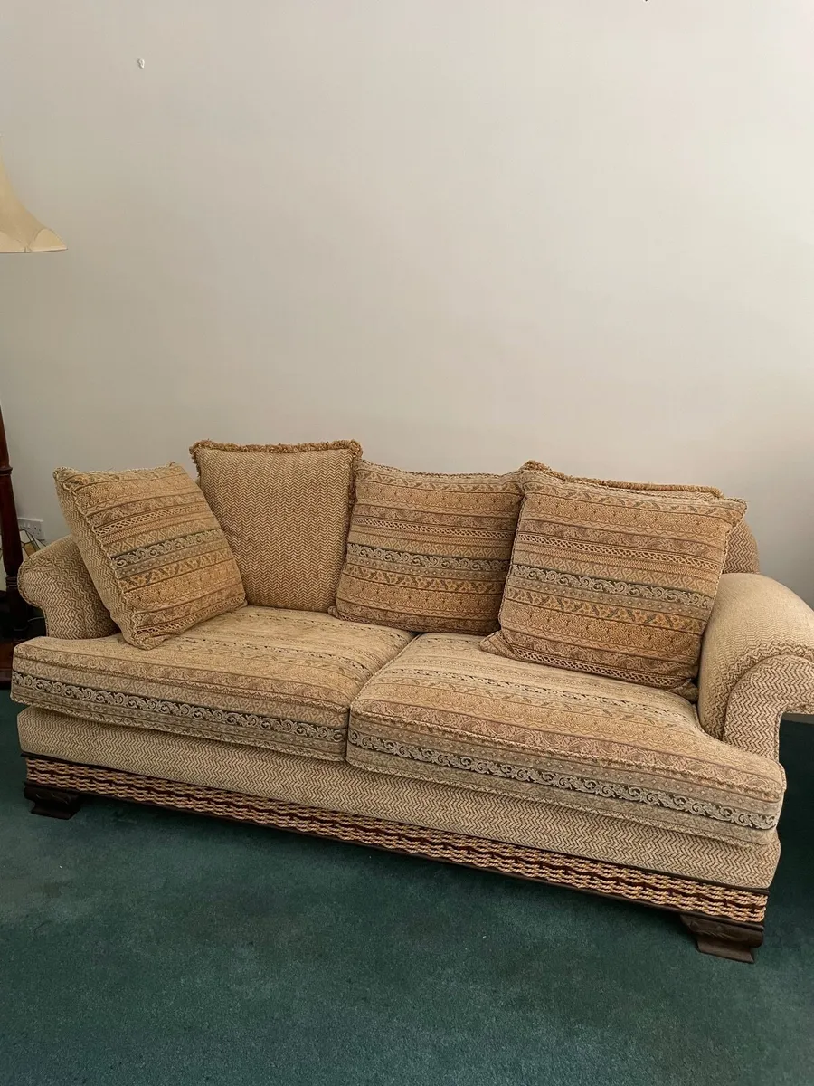 Suite of furniture - Image 2