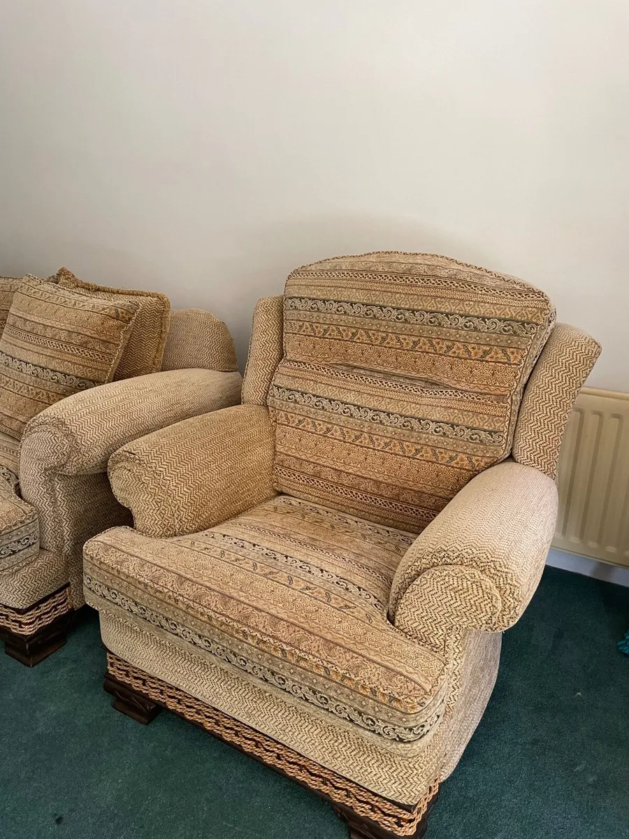Suite of furniture - Image 3