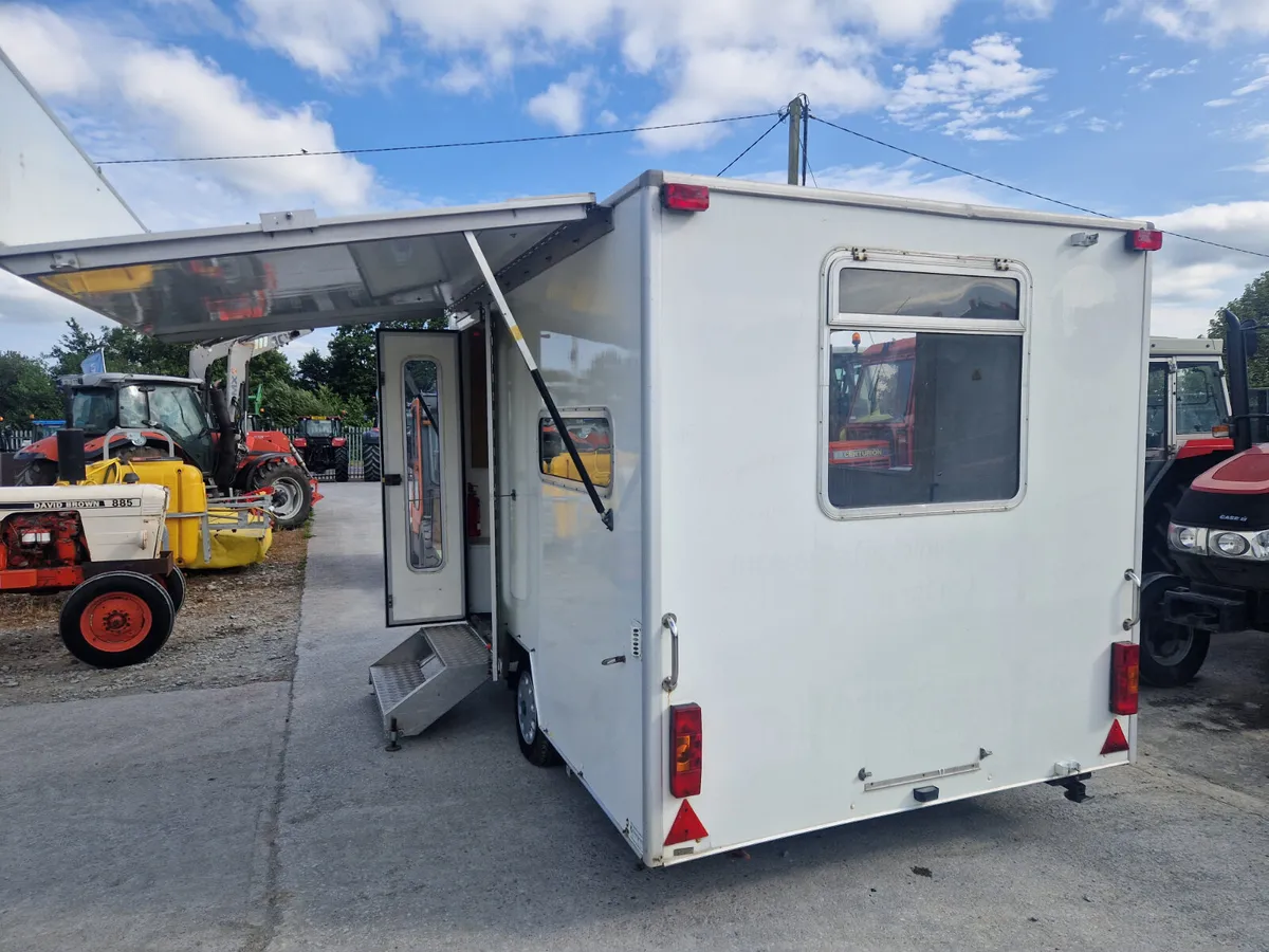 For Sale Are Hire Exhibition trailer - Image 4