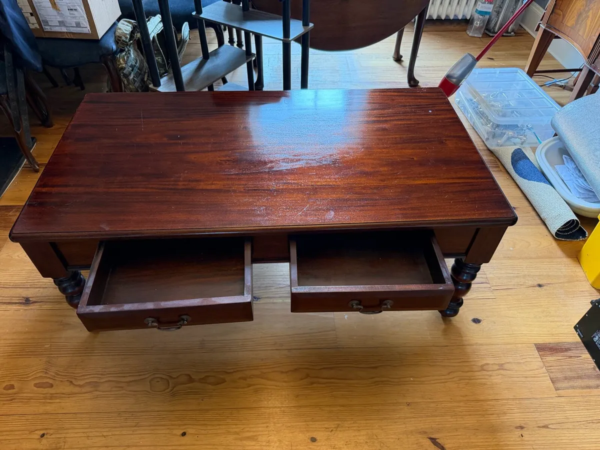 Mahogany coffee table - Image 3
