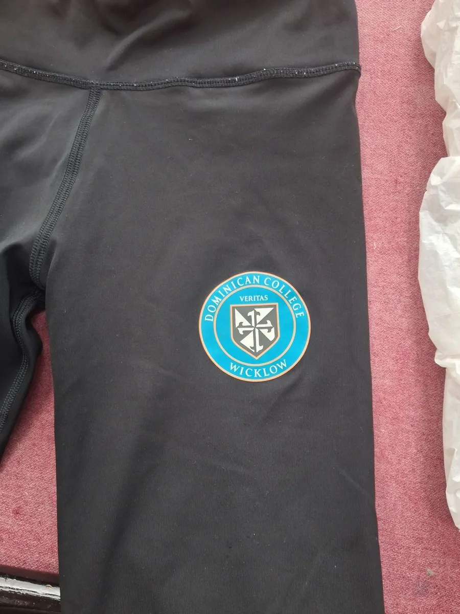 Dominican college uniform - Image 2