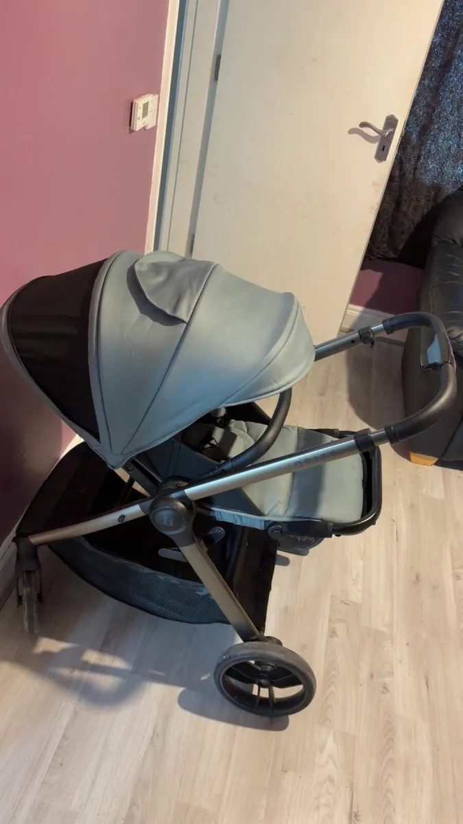Baby Travel system - Image 2