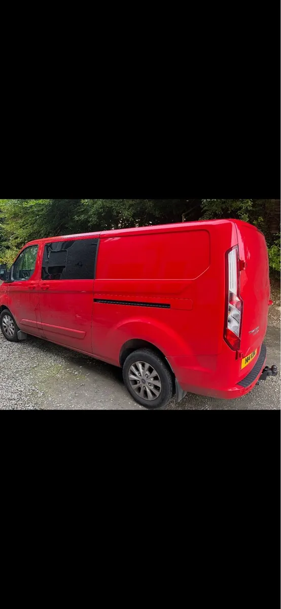 2022 Ford Transit Custom CrewCab - Image 1