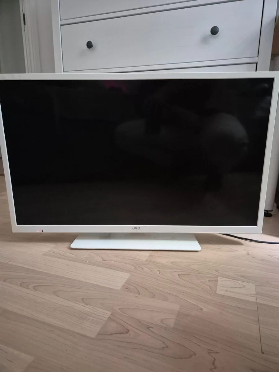 JVC Smart TV - Image 1