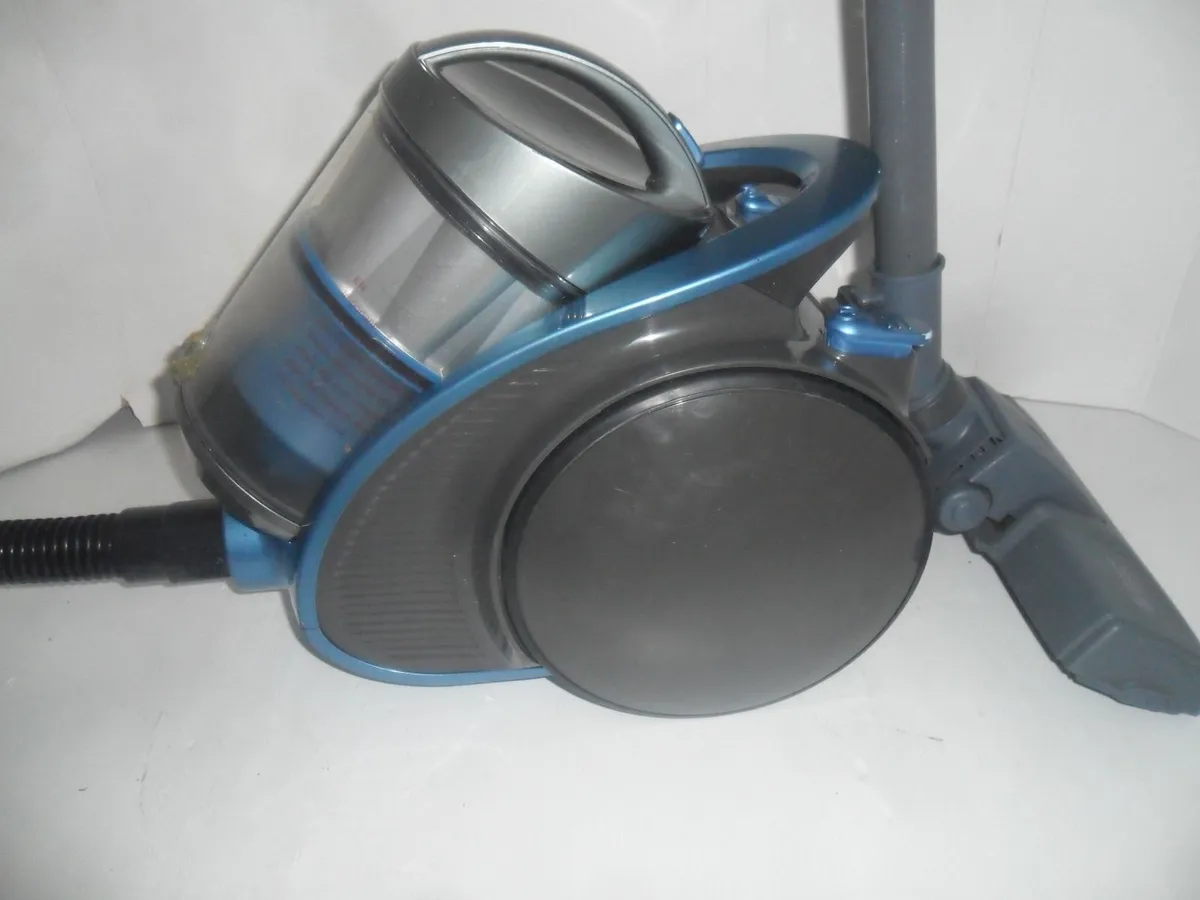 Tesco vacuum cleaner - Image 1