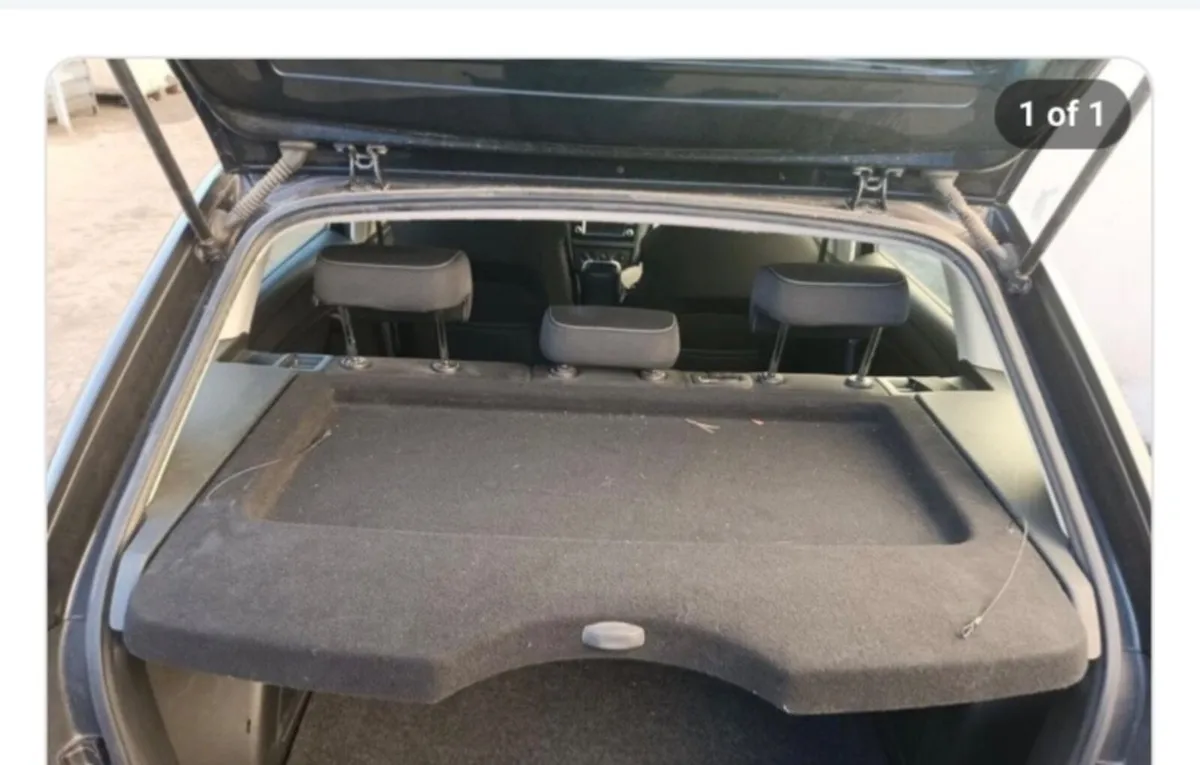 Boot cover/parcel shelf Skoda - Image 1