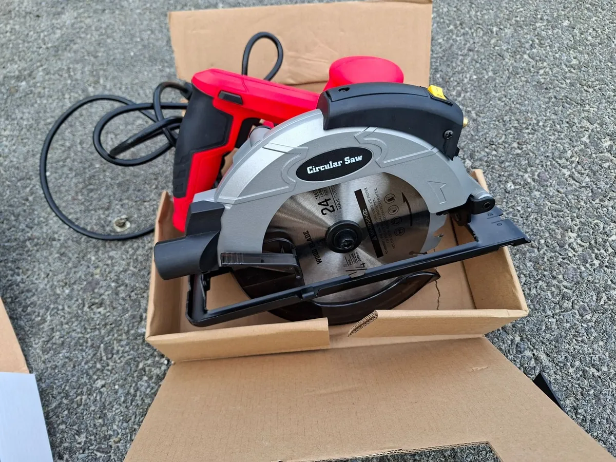 electric corded circular saw - Image 2