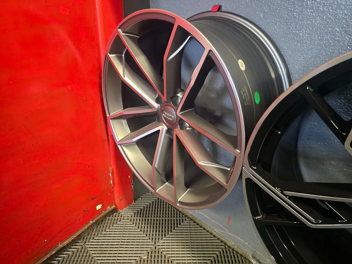 **Special** 20" Audi S5P Style