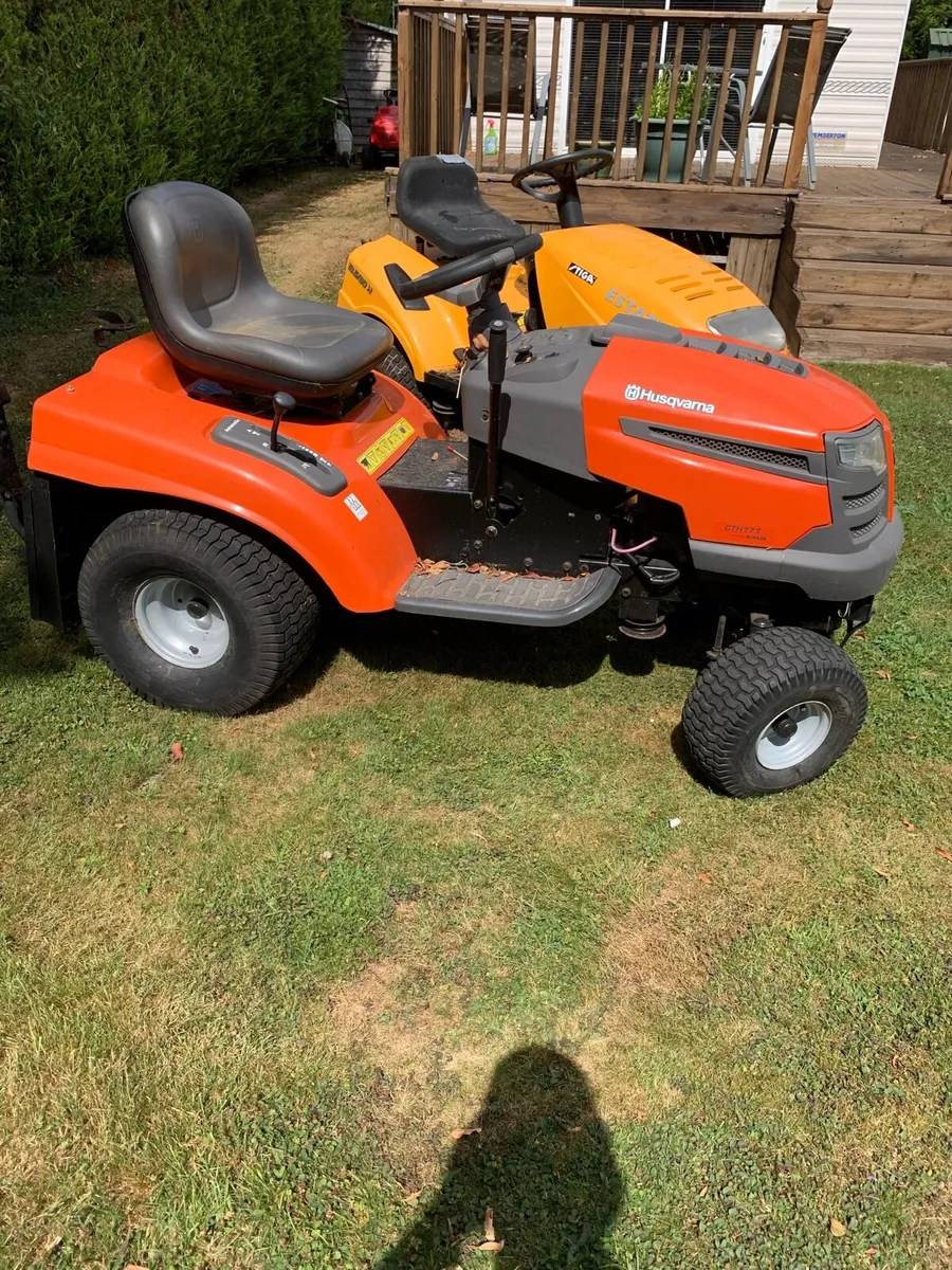 2 ride on mowers for breaking - Image 1