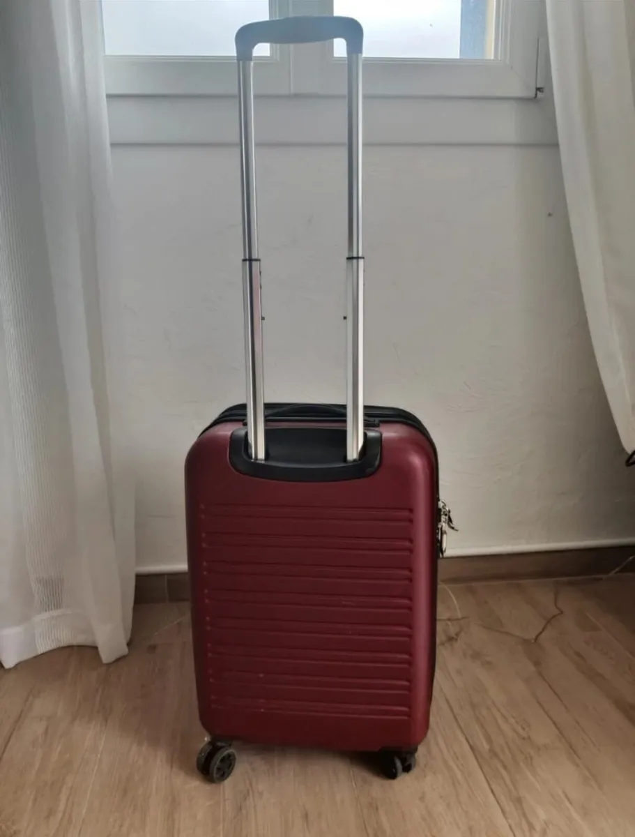 Cabin suitcase - Image 2