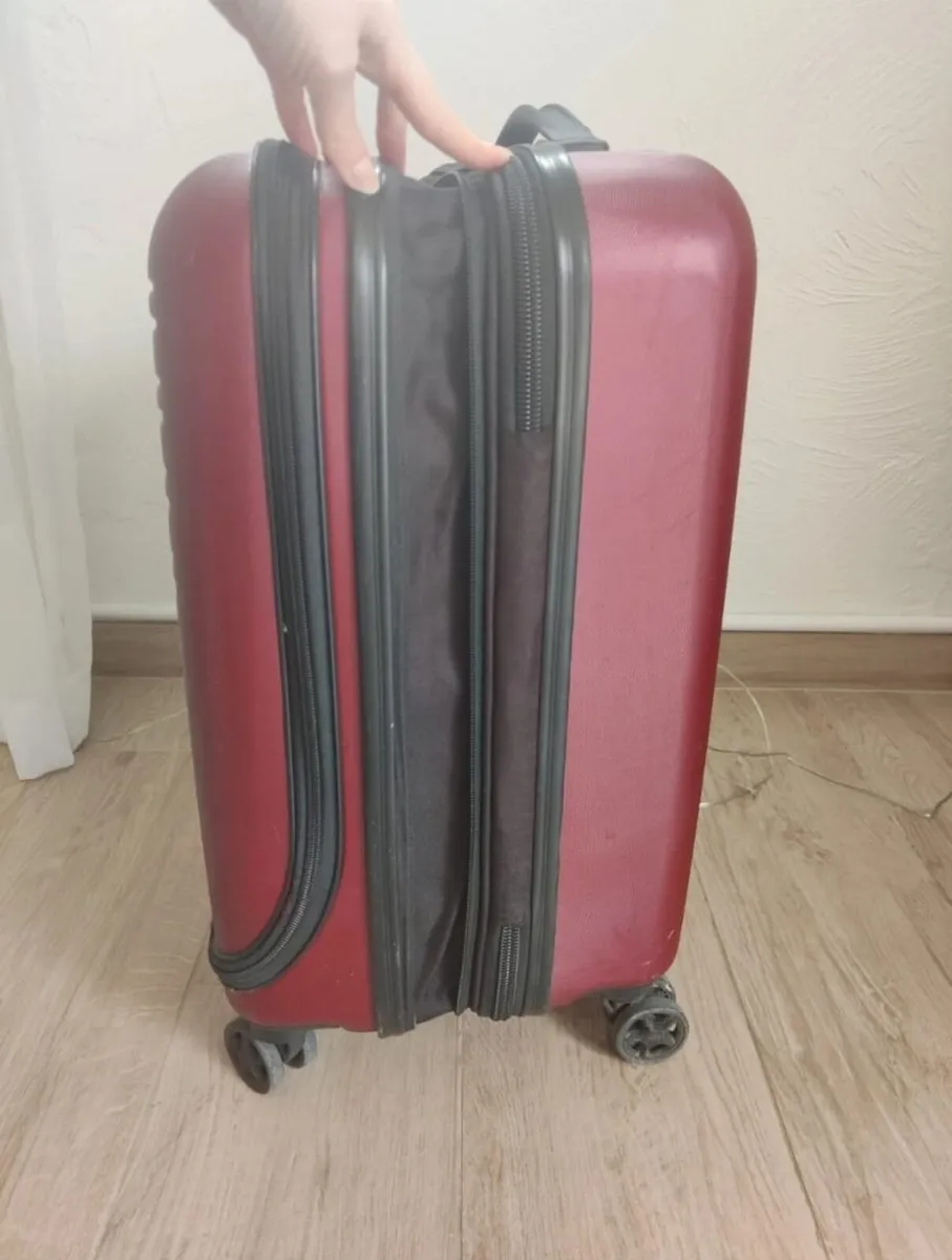 Cabin suitcase - Image 4