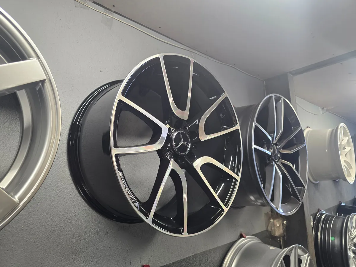 **Special** 19" Mercedes C43 Style