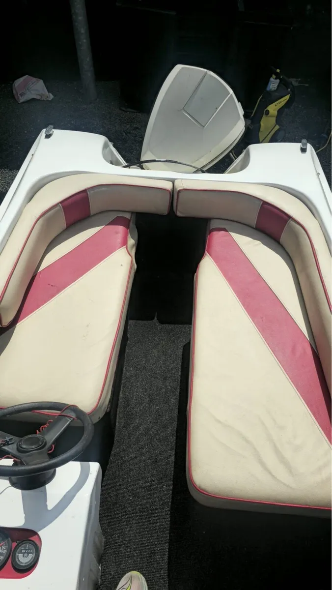 Speed boat - Image 3