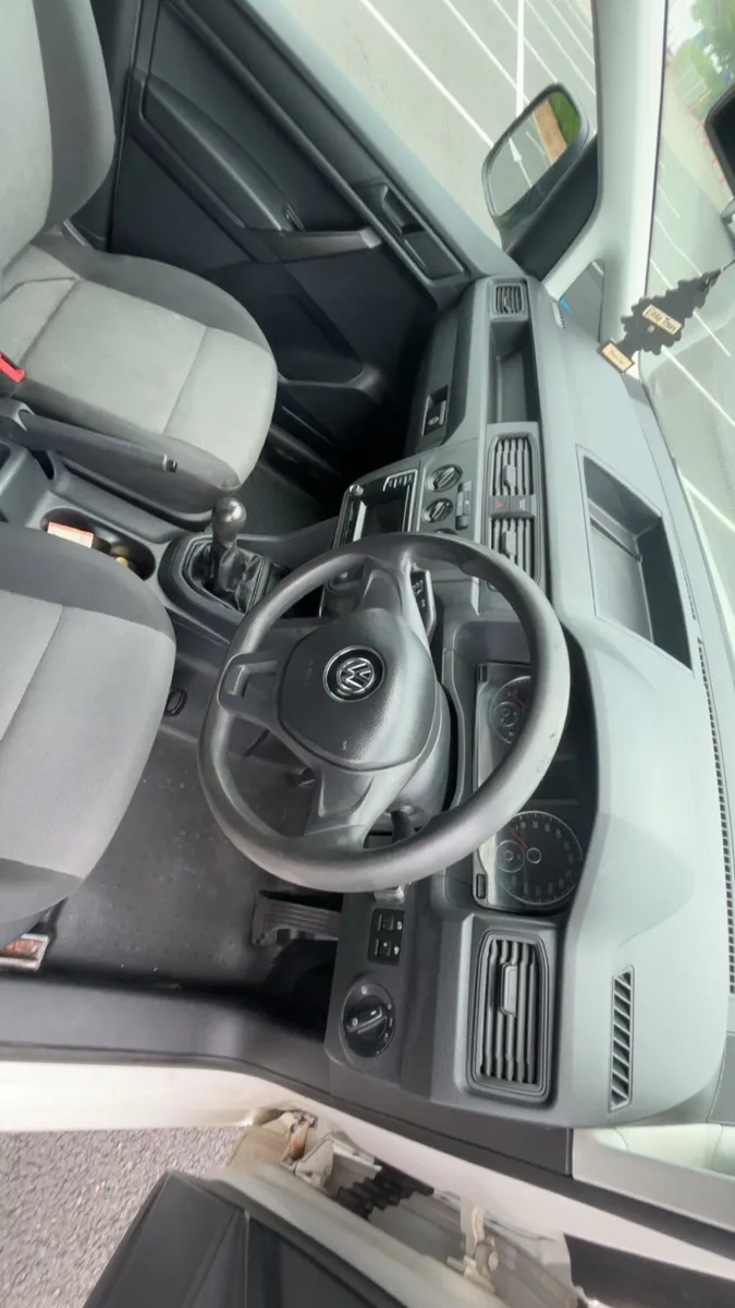 Volkswagen caddy - Image 2