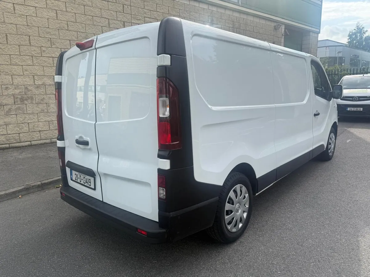 RENAULT TRAFIC 211 *88,000km* - Image 4