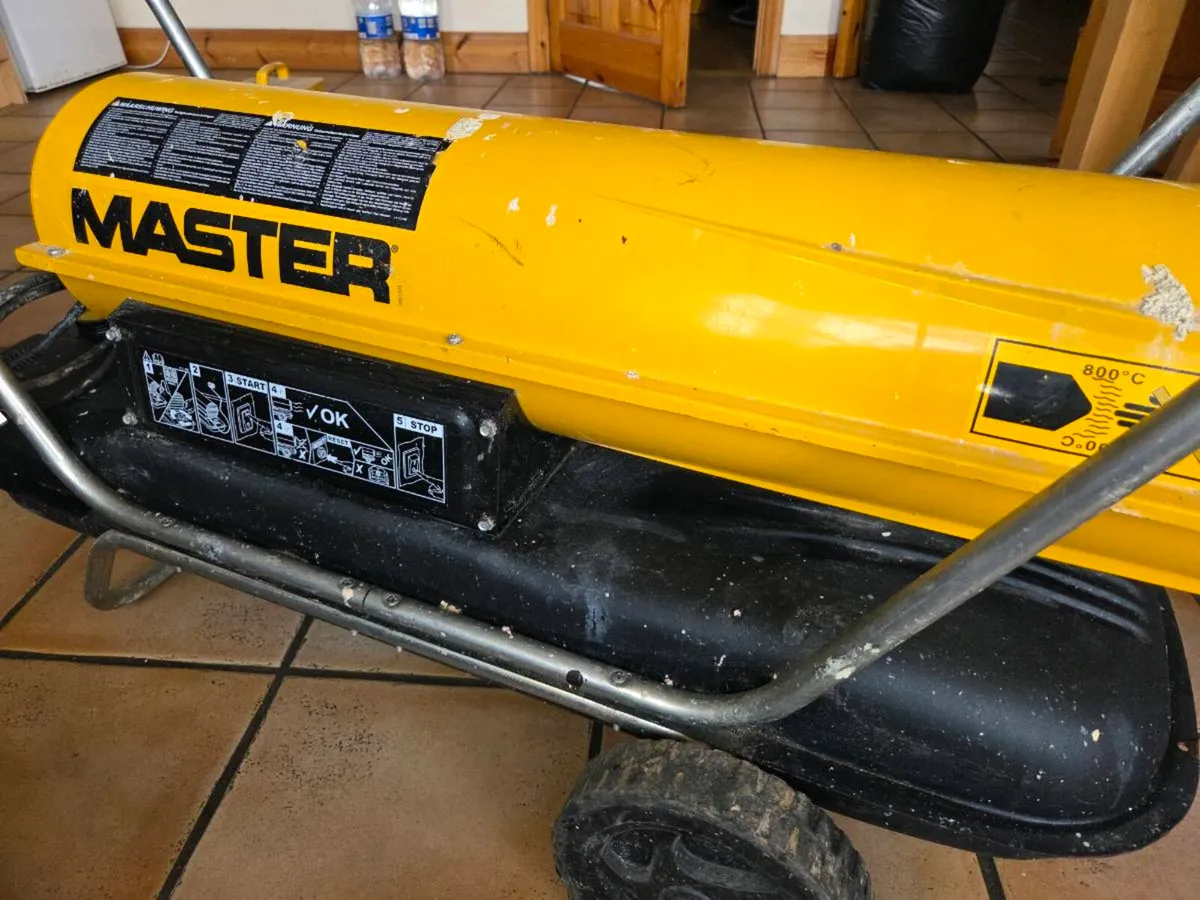 Master B150 CED Kerosene /Diesel Heater – 44kW - Image 2