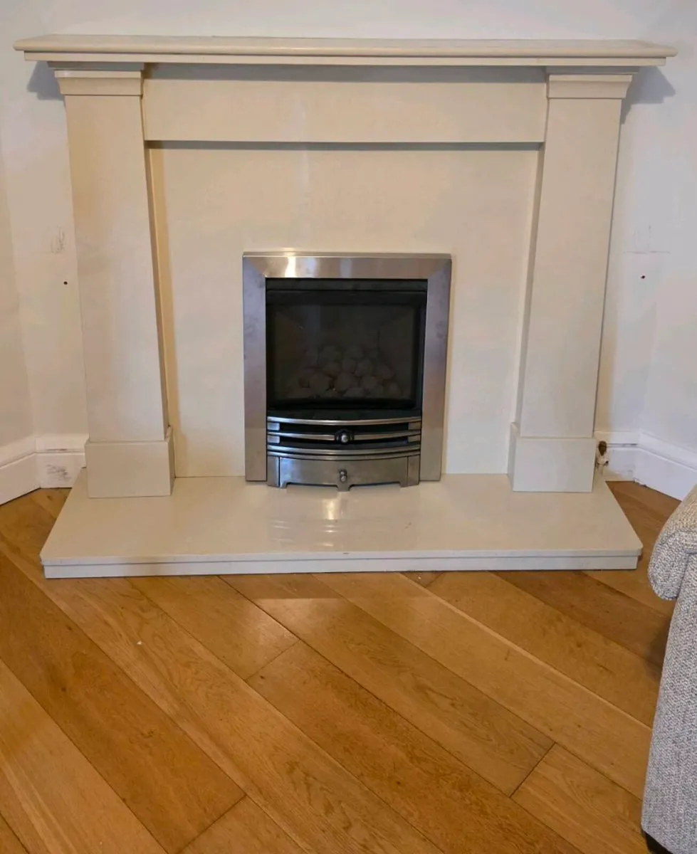 Fireplace with Gas Fire - Image 1