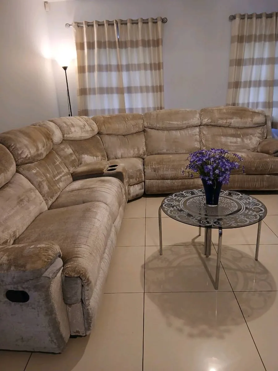 Large Reclining Corner Group - Image 1
