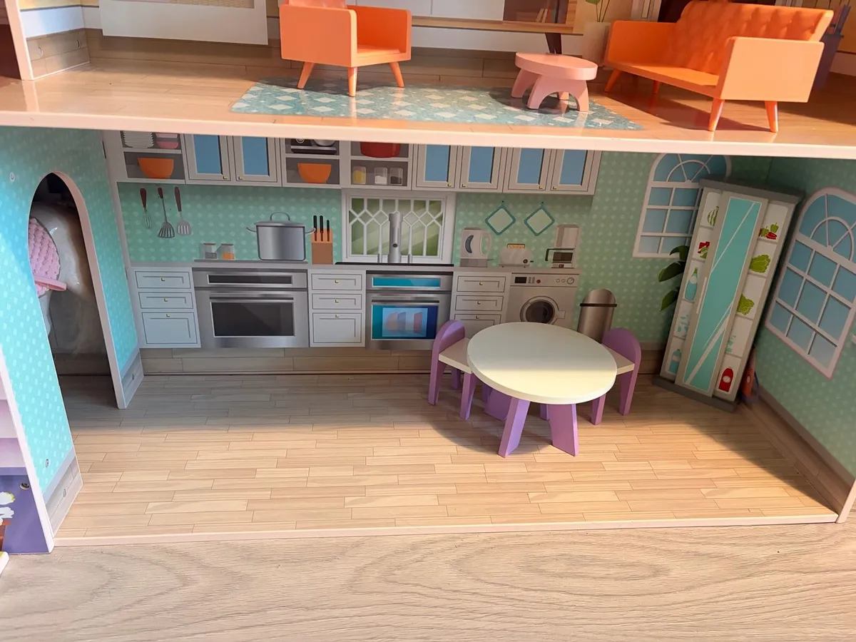 Lillie’s Wooden Doll House - Image 3