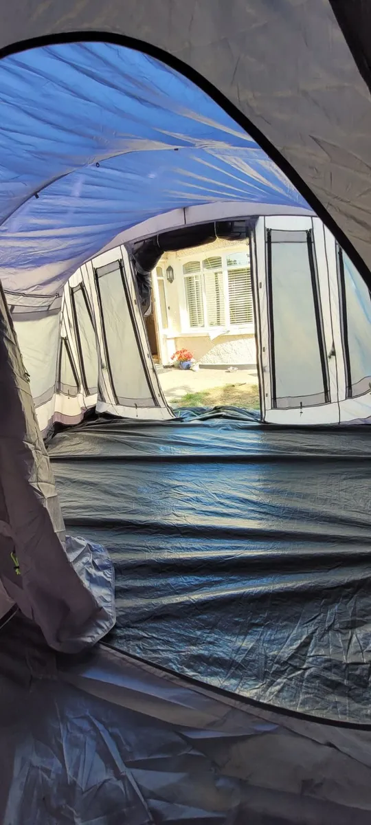 Outwell Montana 6 Person Premium Pole Tent - Image 4