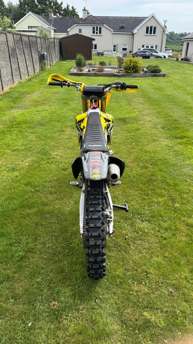 Suzuki RM-Z 250 - Image 4