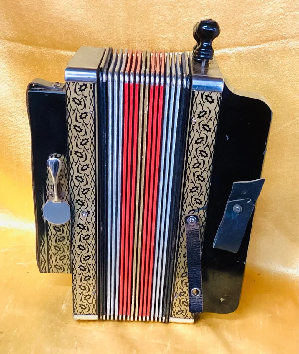 HOHNER HA113G KEY G 3 STOP CAJUN MELODEON USED - Image 4