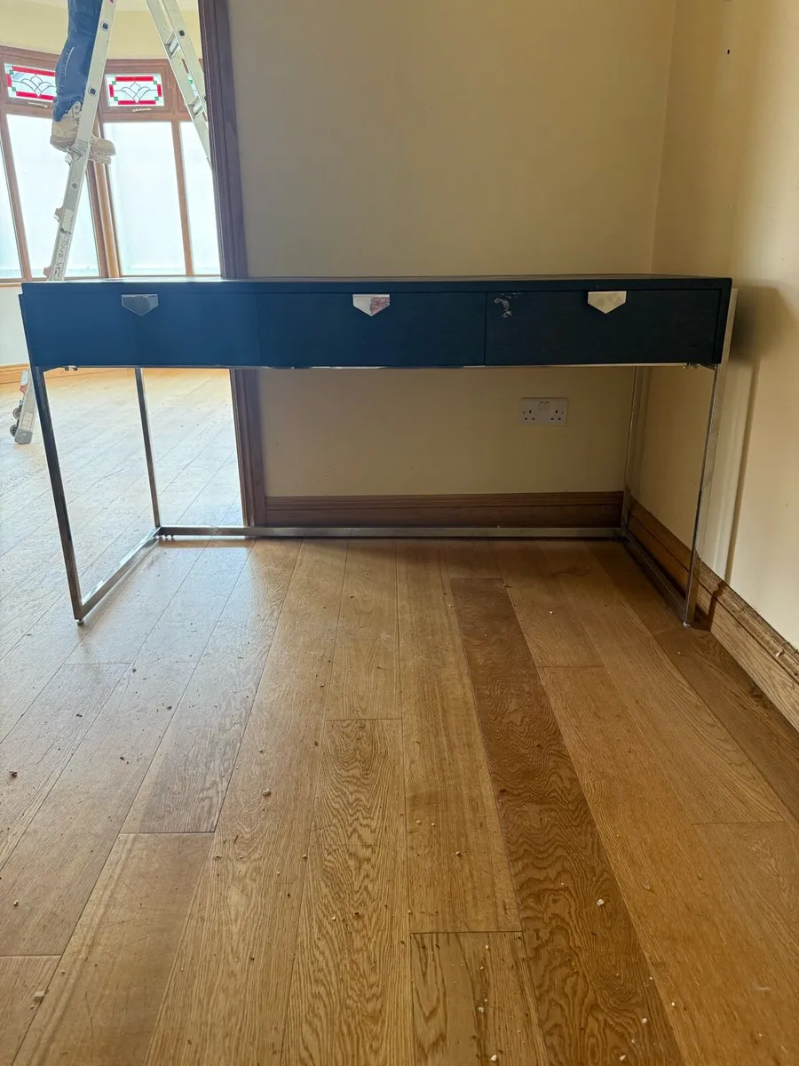 Office Desk - Image 2