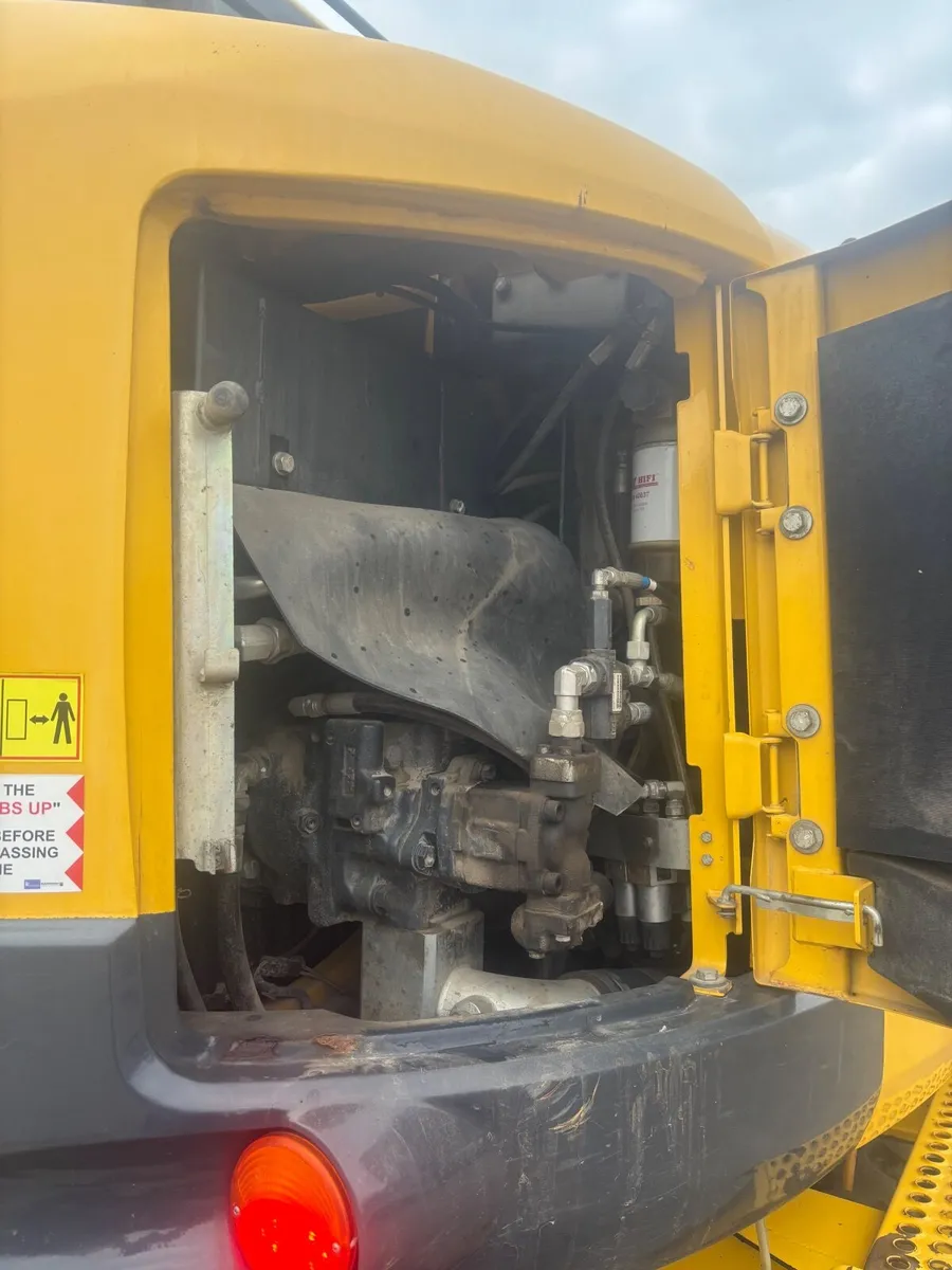 Komatsu pw118mr-8 - Image 3