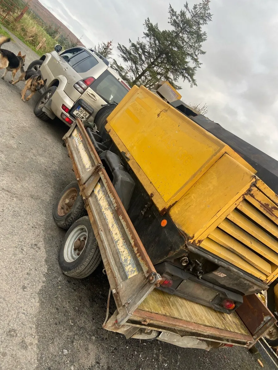 Atlas cop co compressor 290cfm - Image 3