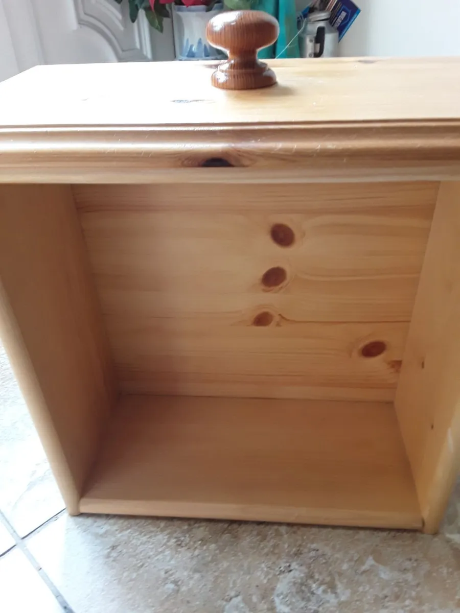 Heavy strong sturdy solid pine chestodores - Image 2