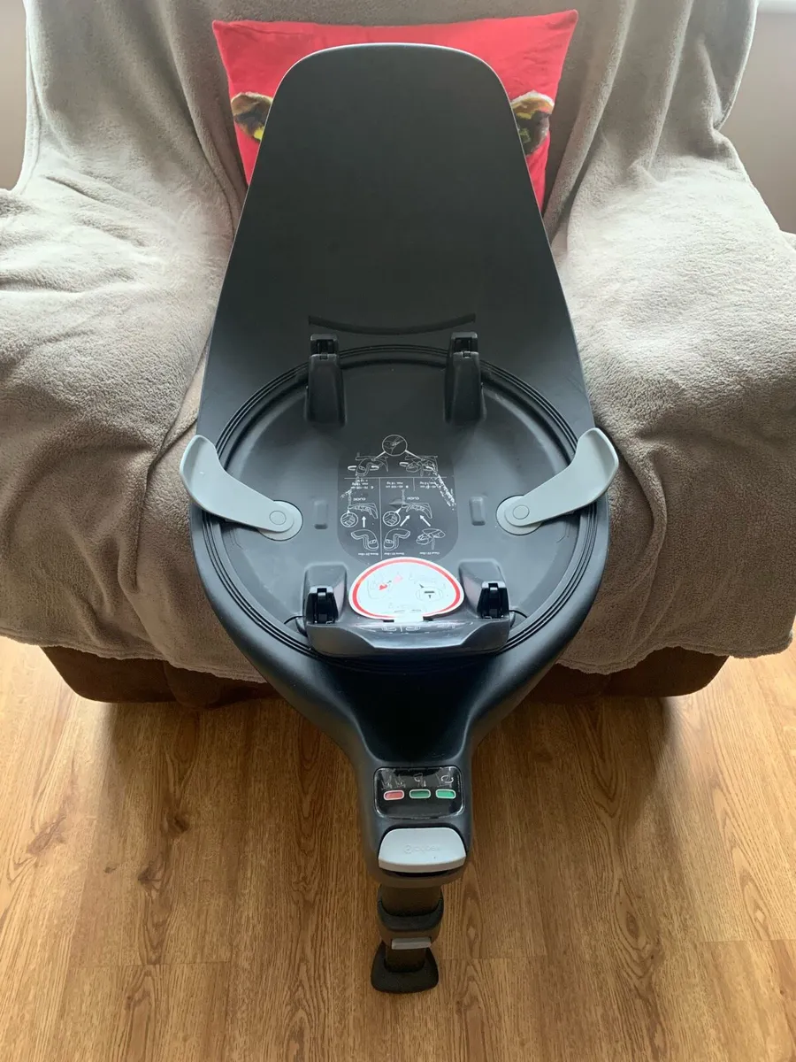 Cybex Cloud Z2 i-Size Car Seat & Base - Image 2