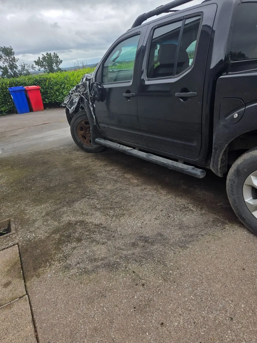 Nissan Navara 2011 - Image 4
